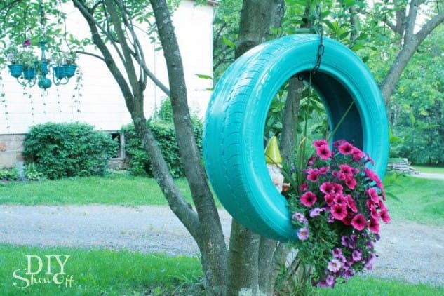 hanging-tire-flower-stand